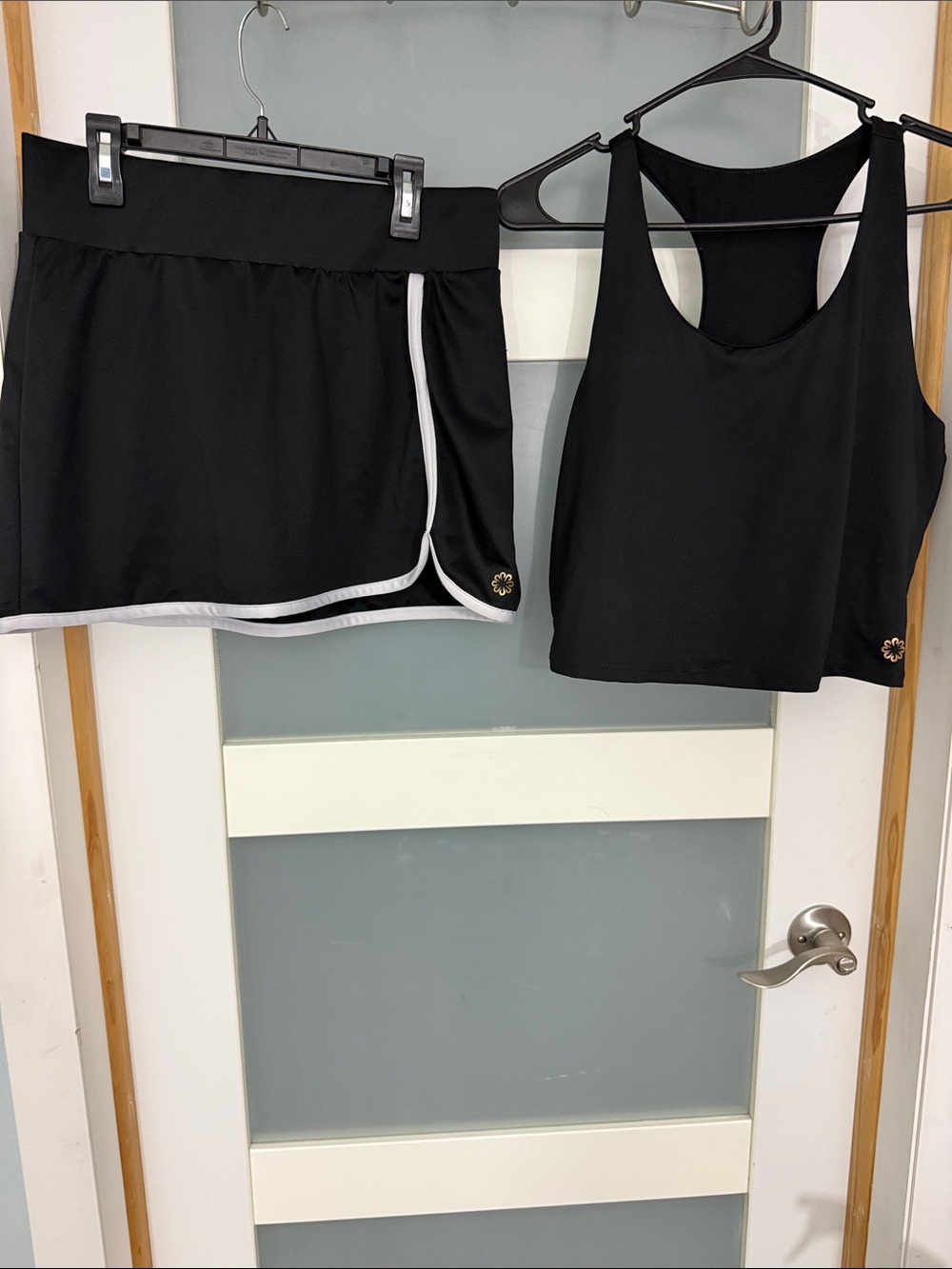 Pro Player Black Racerback Crop Tank Size L with Shorts Size M